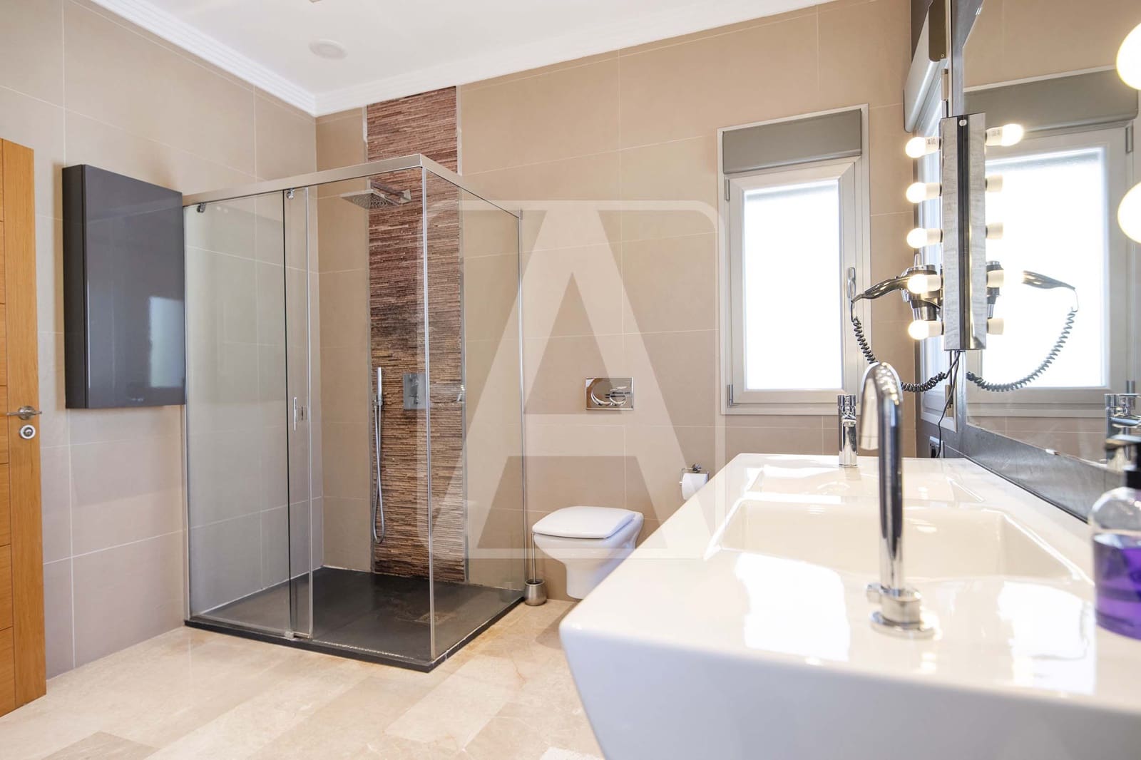 6 quarto Moradia para venda em Benissa com garagem - 1 999 999 € (Ref: 9034006)