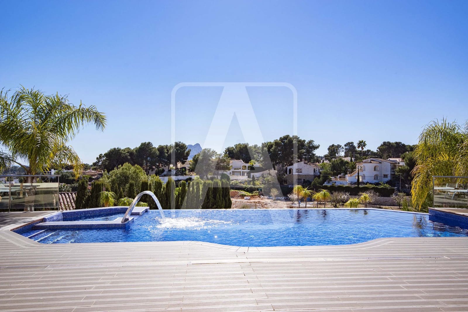 6 quarto Moradia para venda em Benissa com garagem - 1 999 999 € (Ref: 9034006)