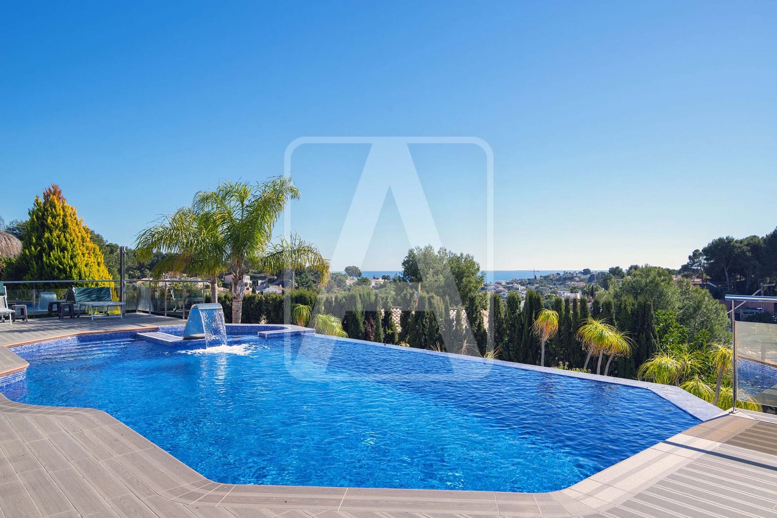 6 quarto Moradia para venda em Benissa com garagem - 1 999 999 € (Ref: 9034006)