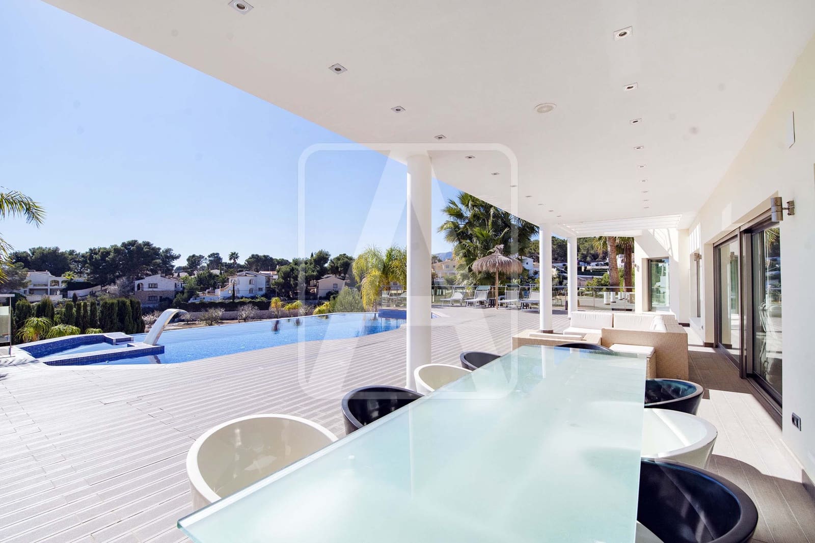 6 quarto Moradia para venda em Benissa com garagem - 1 999 999 € (Ref: 9034006)