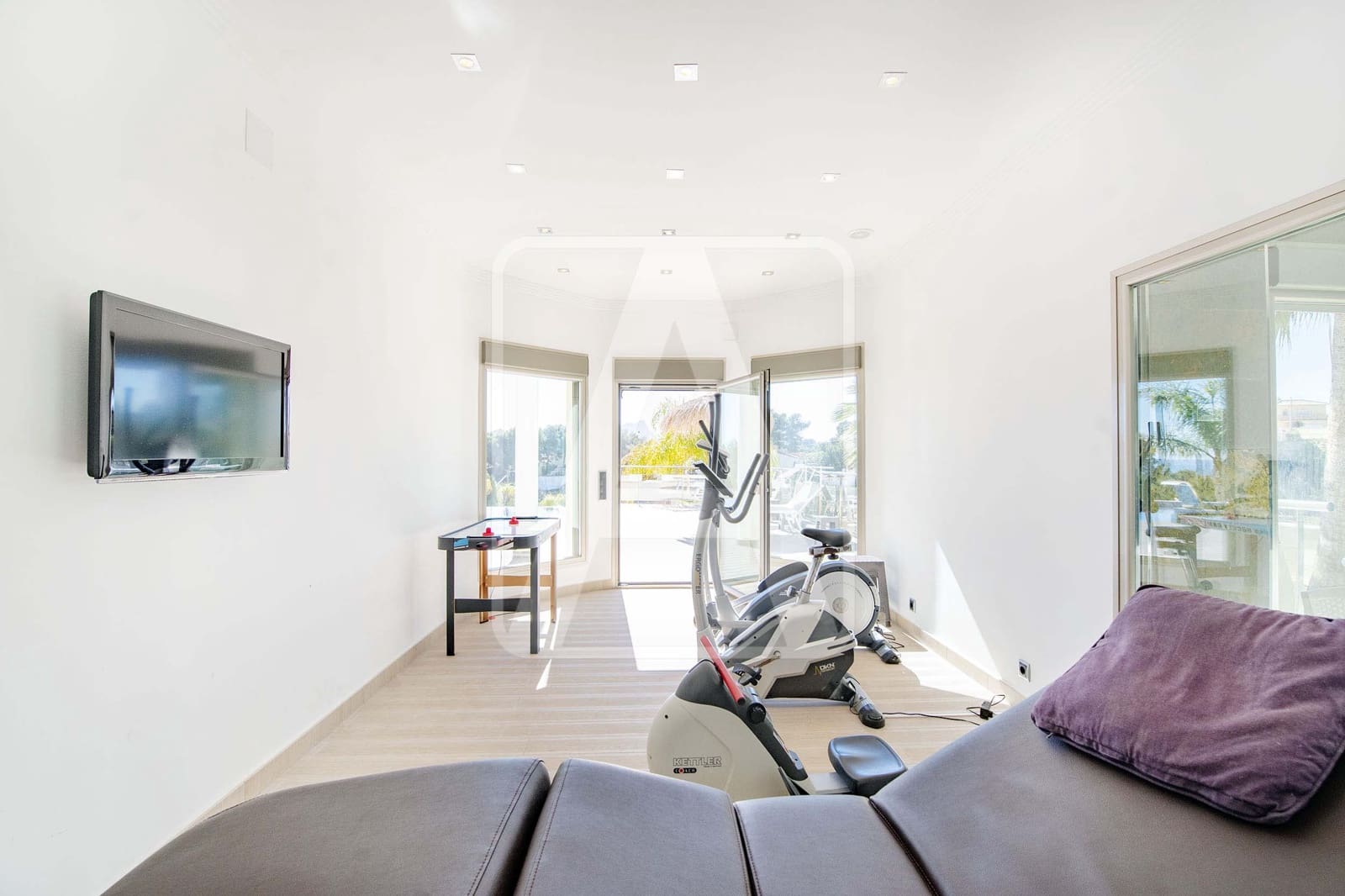 6 quarto Moradia para venda em Benissa com garagem - 1 999 999 € (Ref: 9034006)