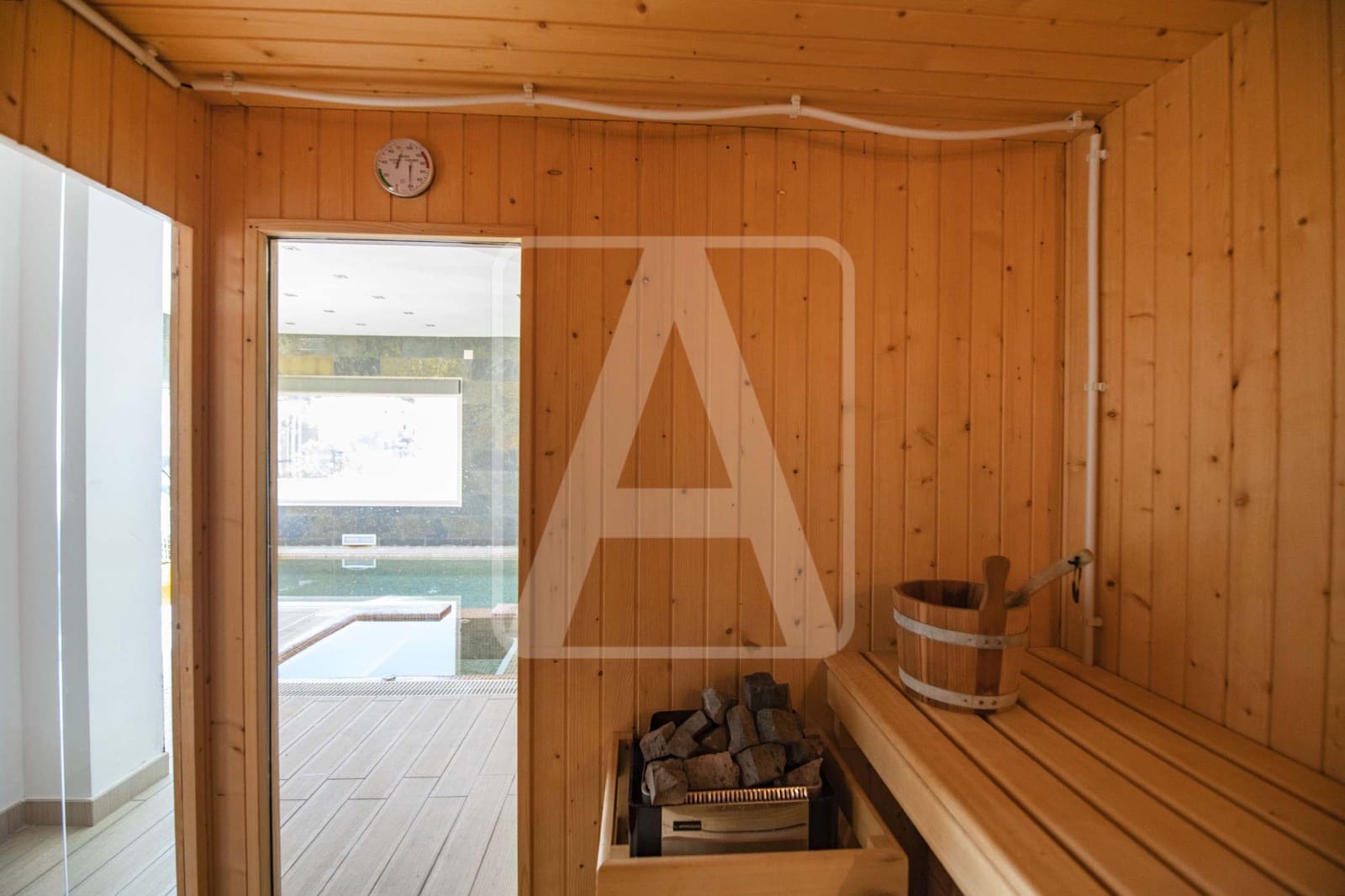 6 quarto Moradia para venda em Benissa com garagem - 1 999 999 € (Ref: 9034006)