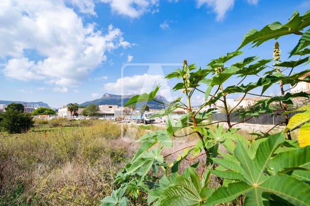 3 chambre Villa/Maison à vendre à Calpe / Calp avec piscine garage - 1 525 000 € (Ref: 9077640)