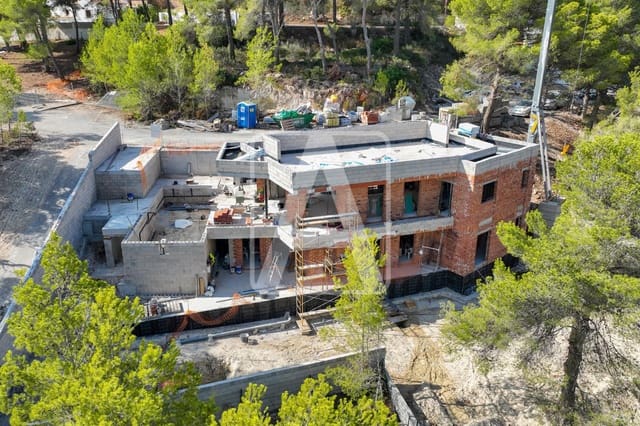 3 soverom Villa til salgs i Moraira, Teulada-Moraira med svømmebasseng garasje - € 1 095 000 (Ref: 9100316)