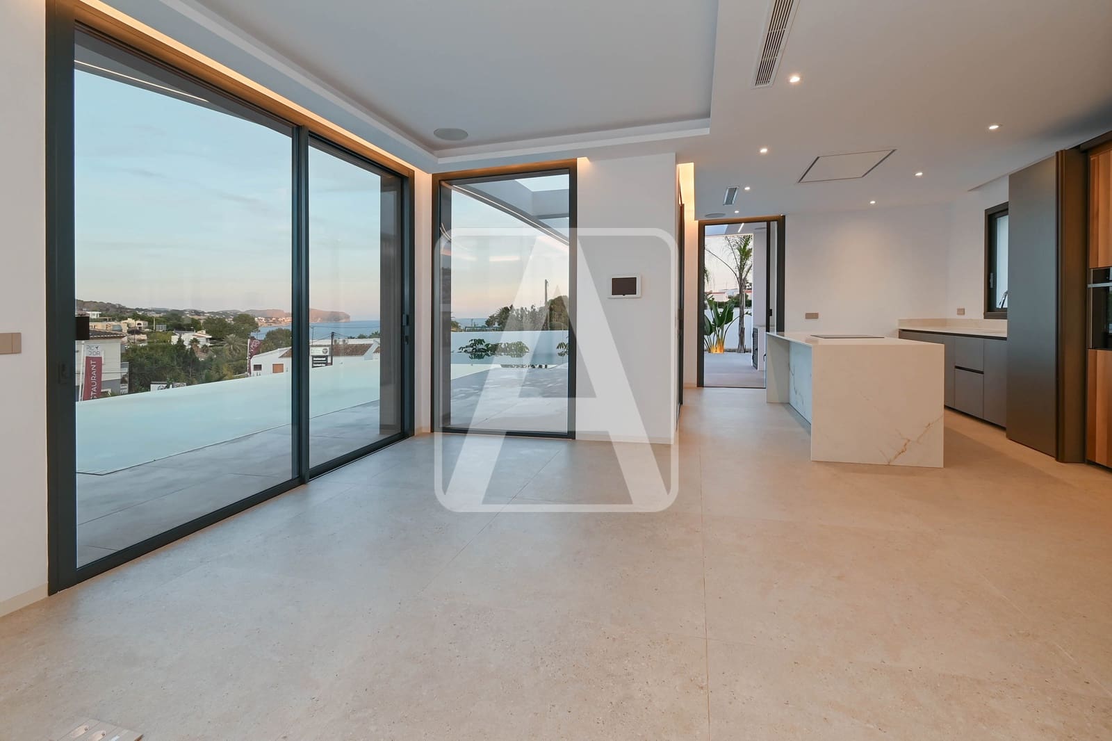 4 slaapkamer Villa te koop in Benissa met garage - € 3.195.000 (Ref: 9106099)