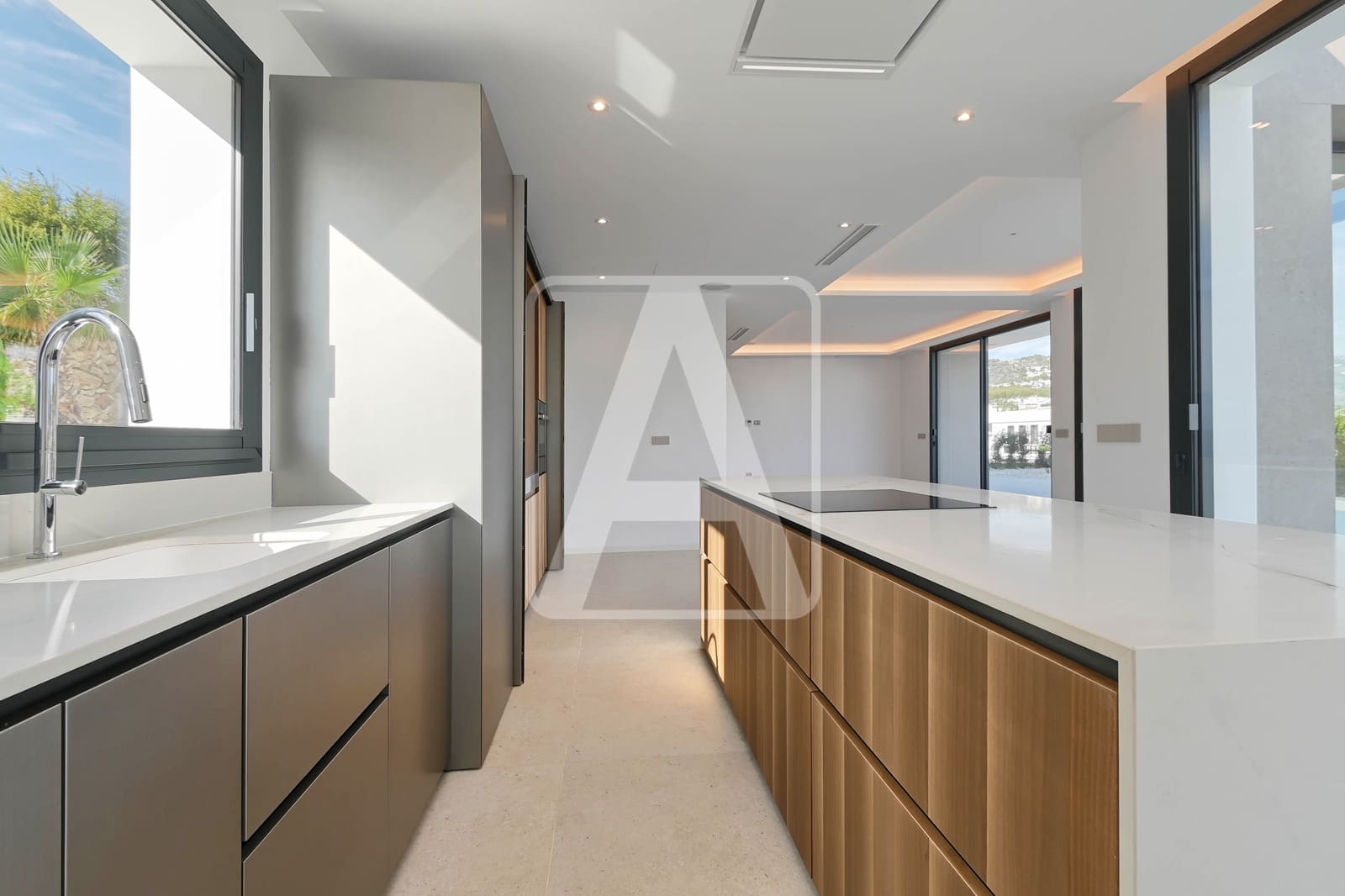 4 slaapkamer Villa te koop in Benissa met garage - € 3.195.000 (Ref: 9106099)