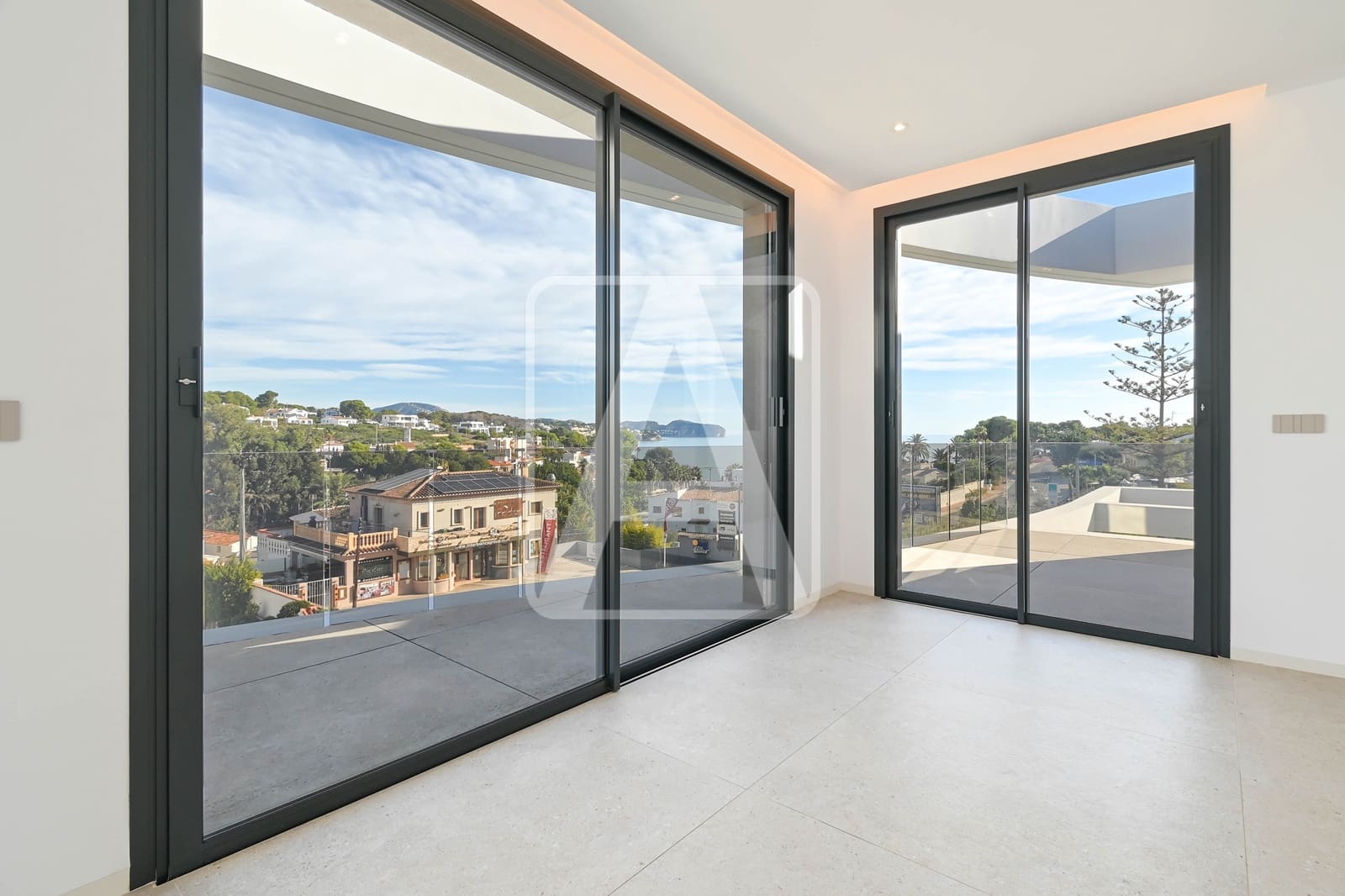 4 slaapkamer Villa te koop in Benissa met garage - € 3.195.000 (Ref: 9106099)