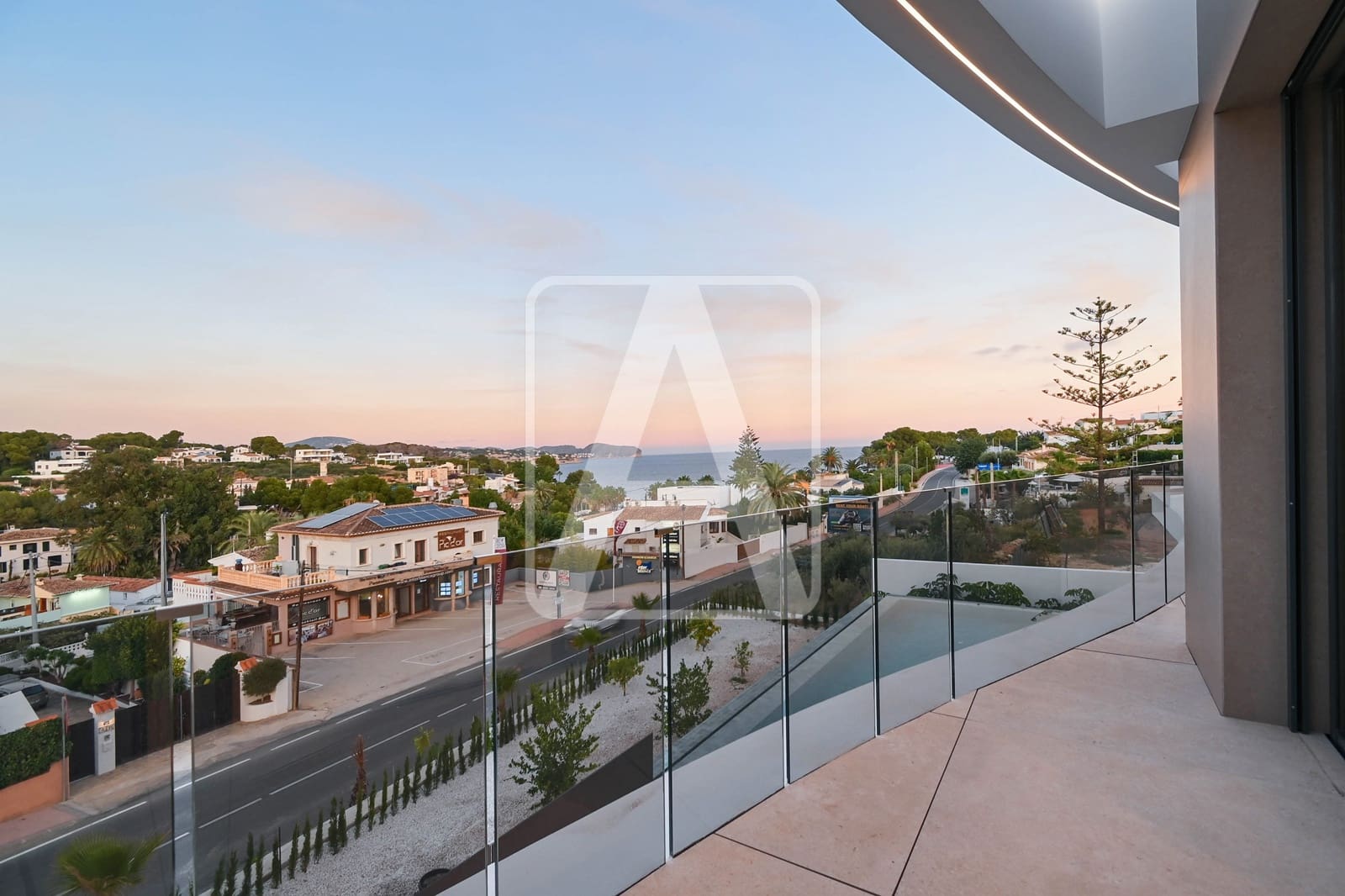 4 slaapkamer Villa te koop in Benissa met garage - € 3.195.000 (Ref: 9106099)