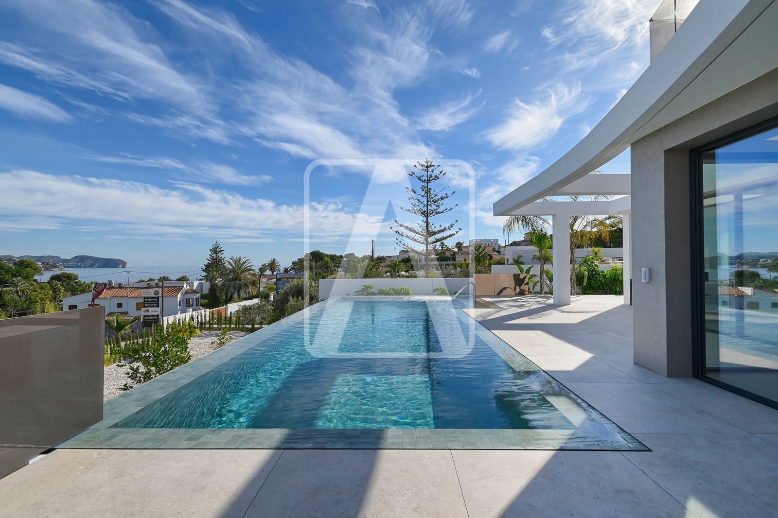 4 slaapkamer Villa te koop in Benissa met garage - € 3.195.000 (Ref: 9106099)