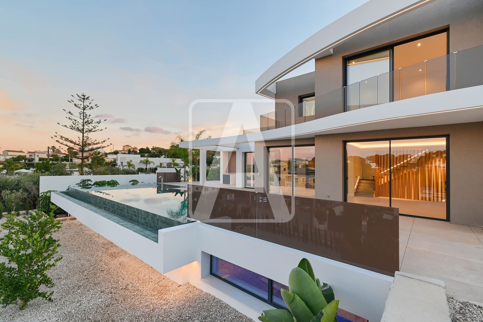 4 slaapkamer Villa te koop in Benissa met garage - € 3.195.000 (Ref: 9106099)