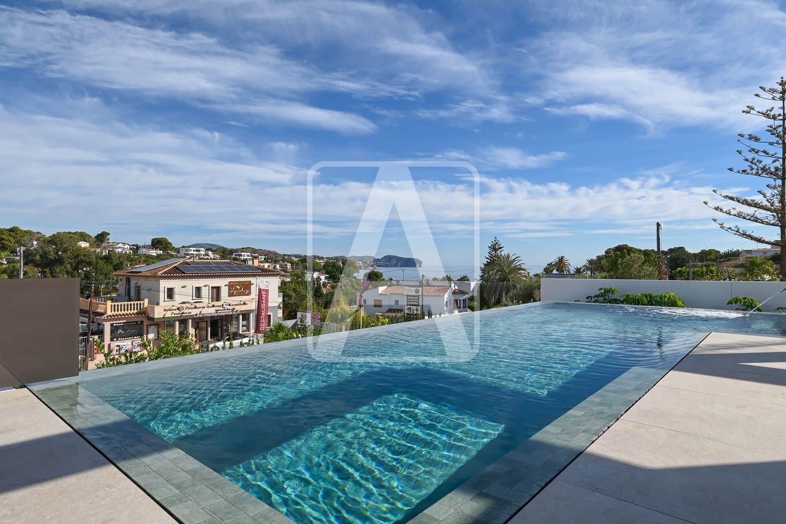 4 slaapkamer Villa te koop in Benissa met garage - € 3.195.000 (Ref: 9106099)