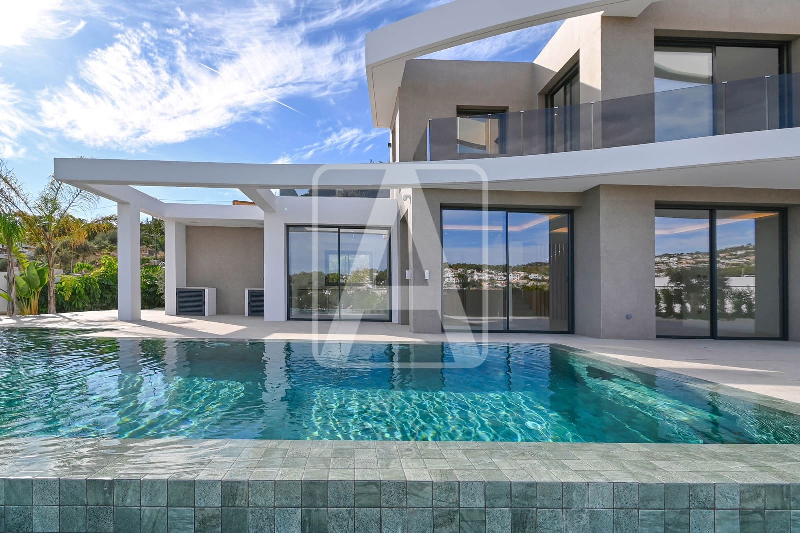 4 slaapkamer Villa te koop in Benissa met garage - € 3.195.000 (Ref: 9106099)