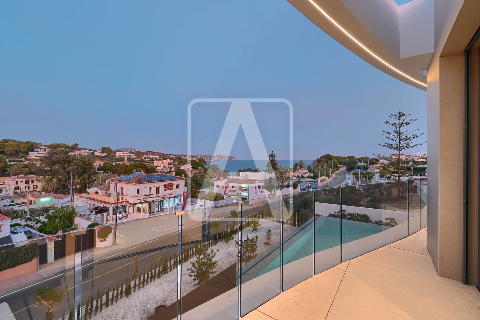 4 slaapkamer Villa te koop in Benissa met garage - € 3.195.000 (Ref: 9106099)