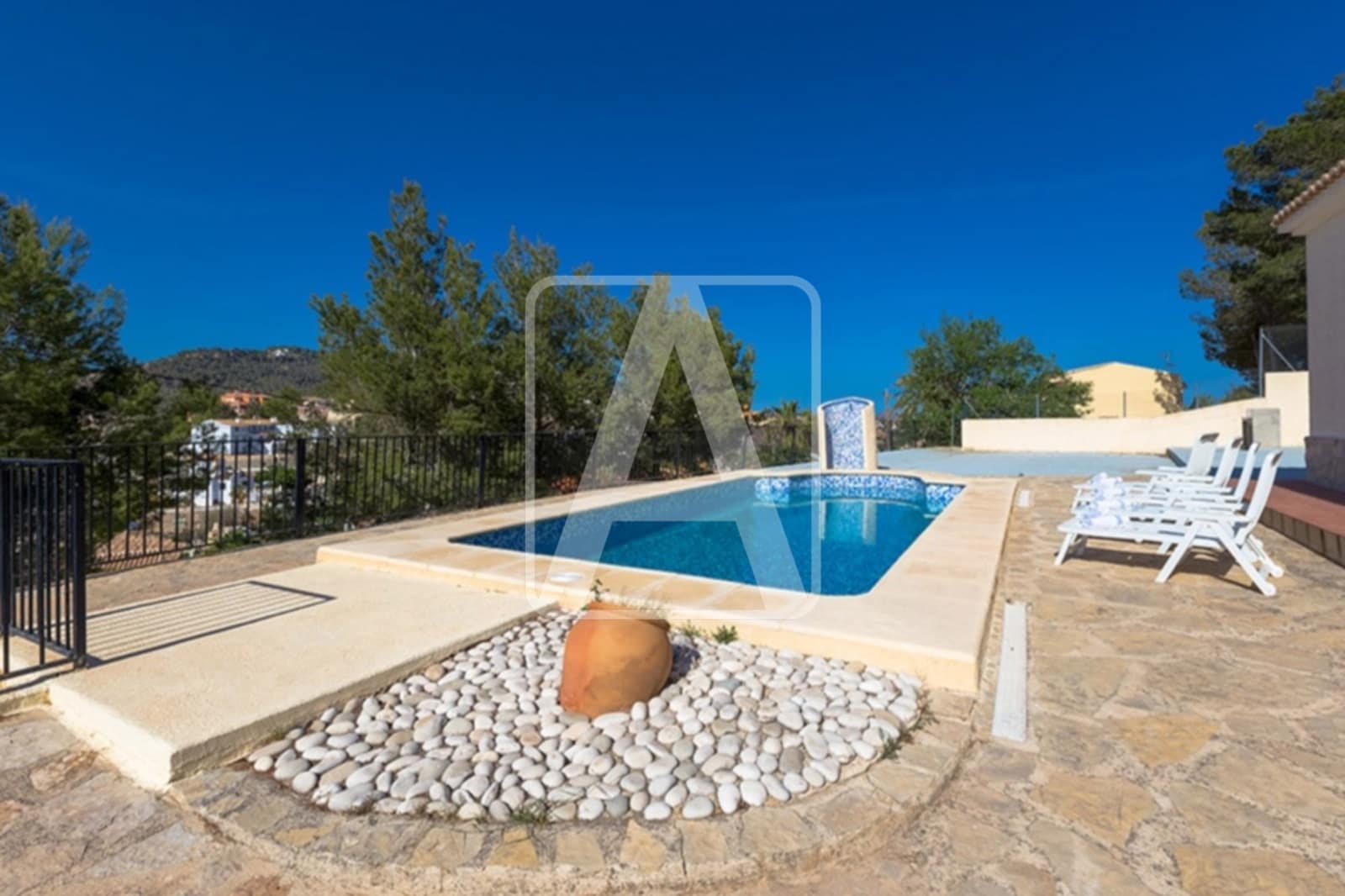 3 quarto Moradia para venda em Calpe / Calp com piscina garagem - 435 000 € (Ref: 9106101)