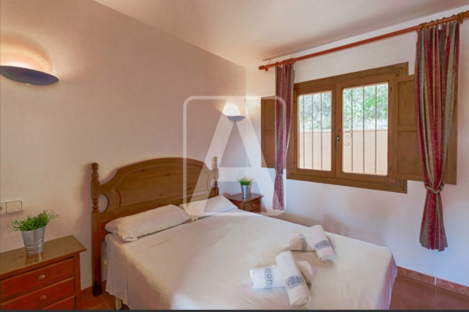 3 quarto Moradia para venda em Calpe / Calp com piscina garagem - 435 000 € (Ref: 9106101)