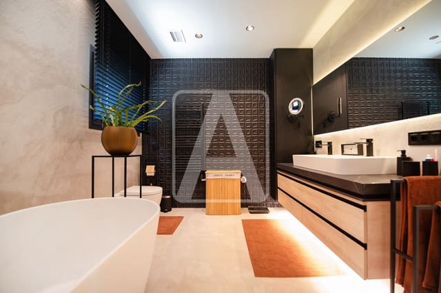 3 chambre Villa/Maison à vendre à Calpe / Calp avec garage - 1 585 000 € (Ref: 9109768)