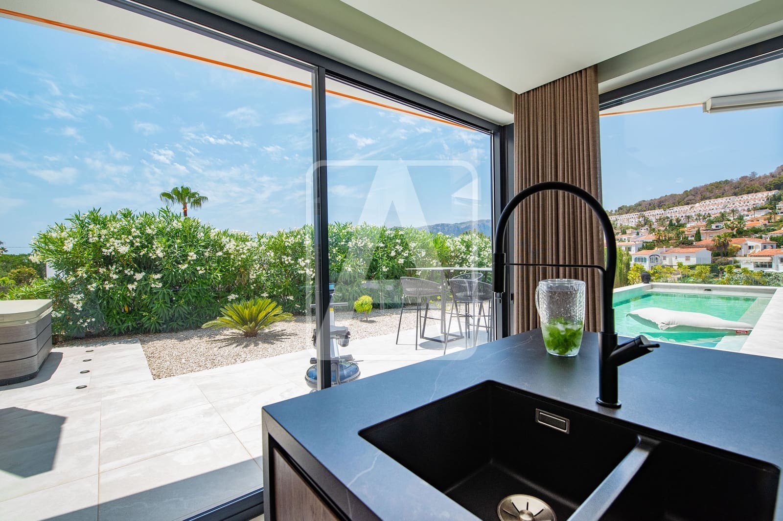 3 chambre Villa/Maison à vendre à Calpe / Calp avec garage - 1 585 000 € (Ref: 9109768)