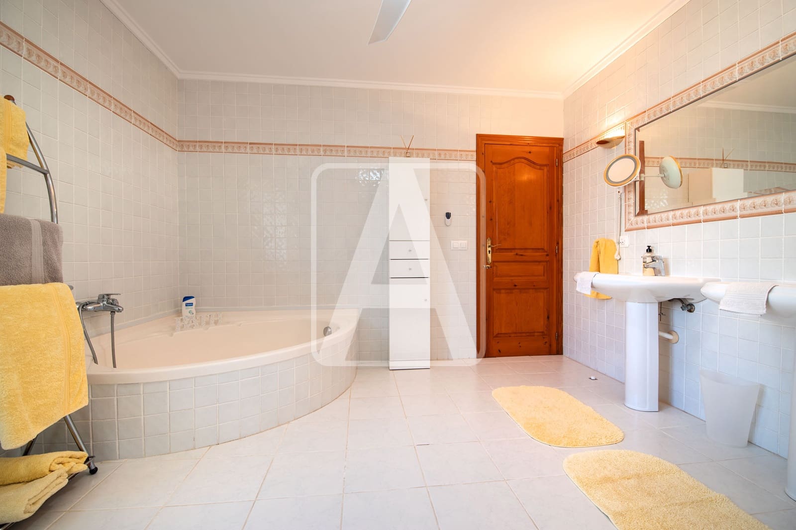 3 soveværelse Villa til salg i Calpe / Calp med swimmingpool garage - € 665.000 (Ref: 9110818)