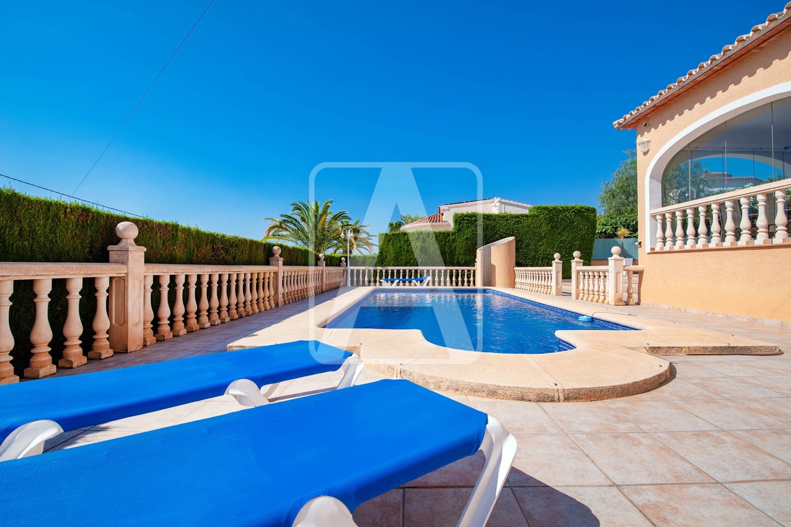 3 soveværelse Villa til salg i Calpe / Calp med swimmingpool garage - € 665.000 (Ref: 9110818)