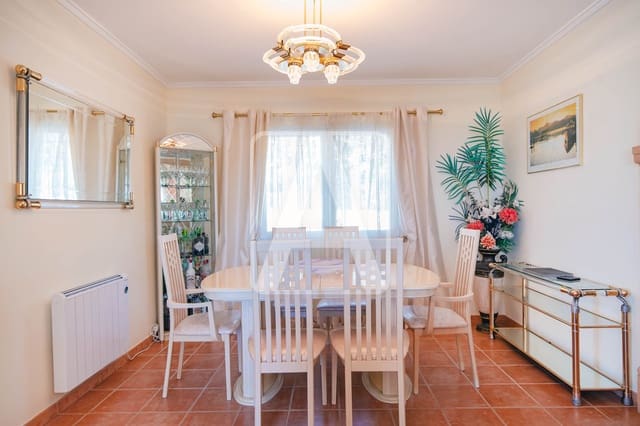 3 bedroom Villa for sale in Calpe / Calp with pool garage - € 665,000 (Ref: 9110818)