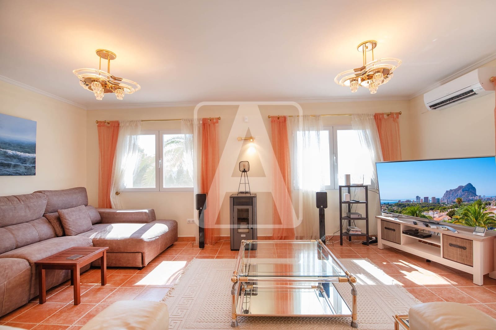 3 soveværelse Villa til salg i Calpe / Calp med swimmingpool garage - € 665.000 (Ref: 9110818)