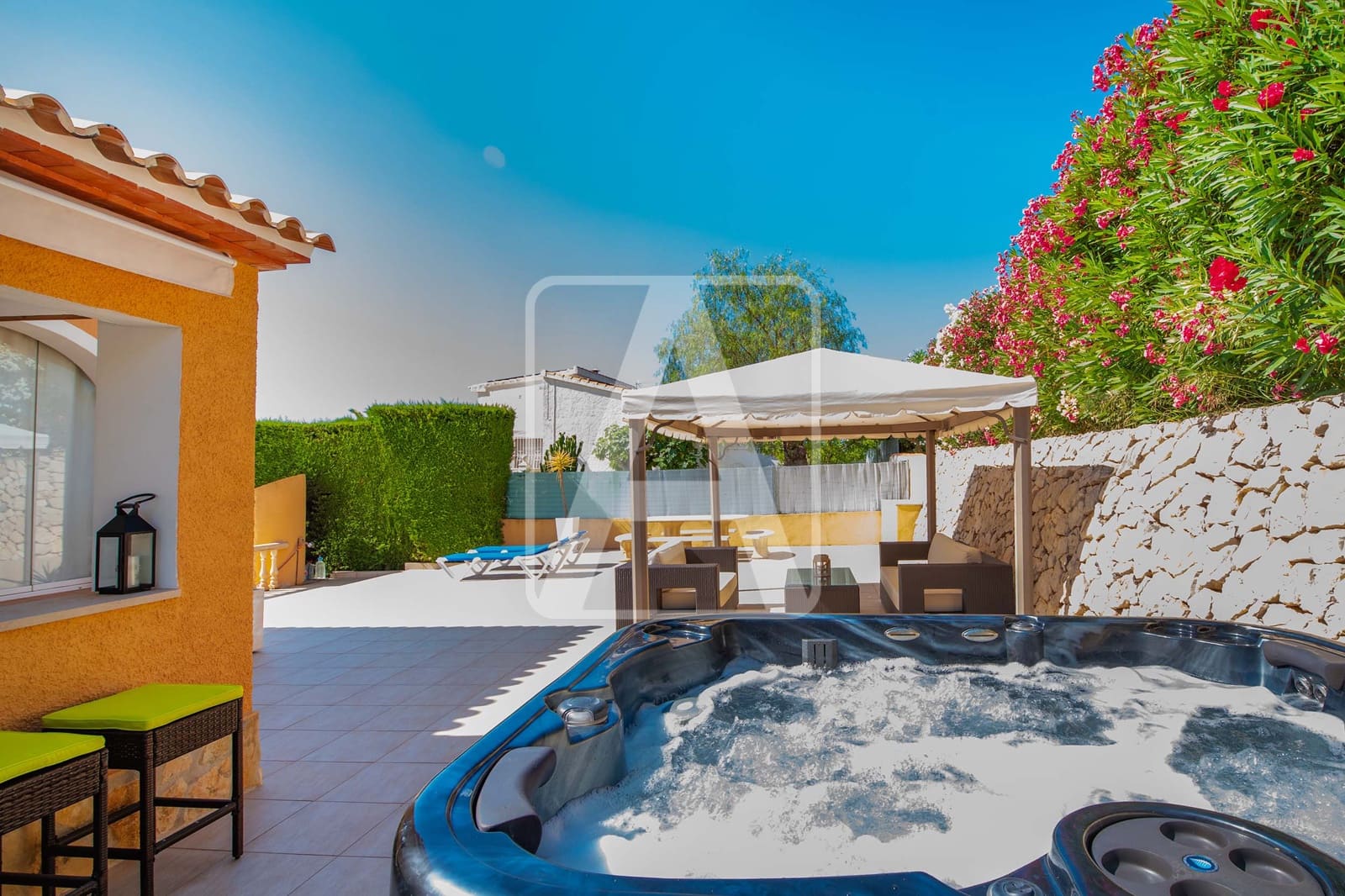 3 soveværelse Villa til salg i Calpe / Calp med swimmingpool garage - € 665.000 (Ref: 9110818)