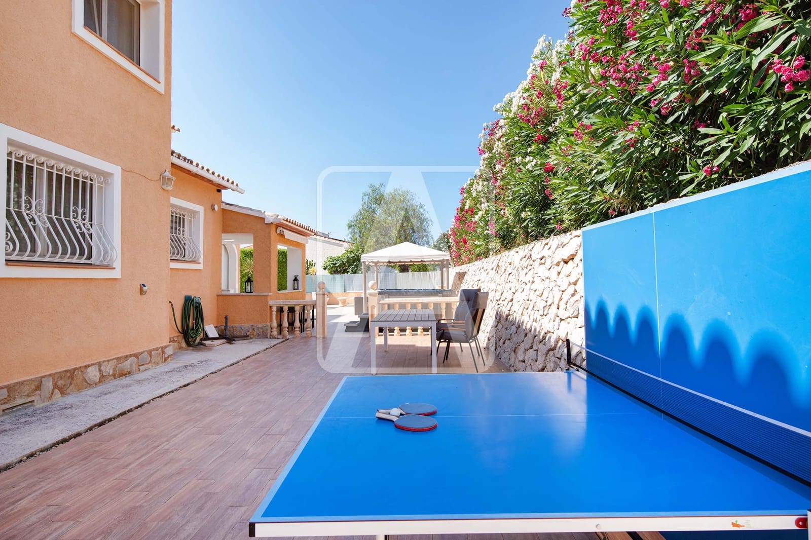 3 soveværelse Villa til salg i Calpe / Calp med swimmingpool garage - € 665.000 (Ref: 9110818)