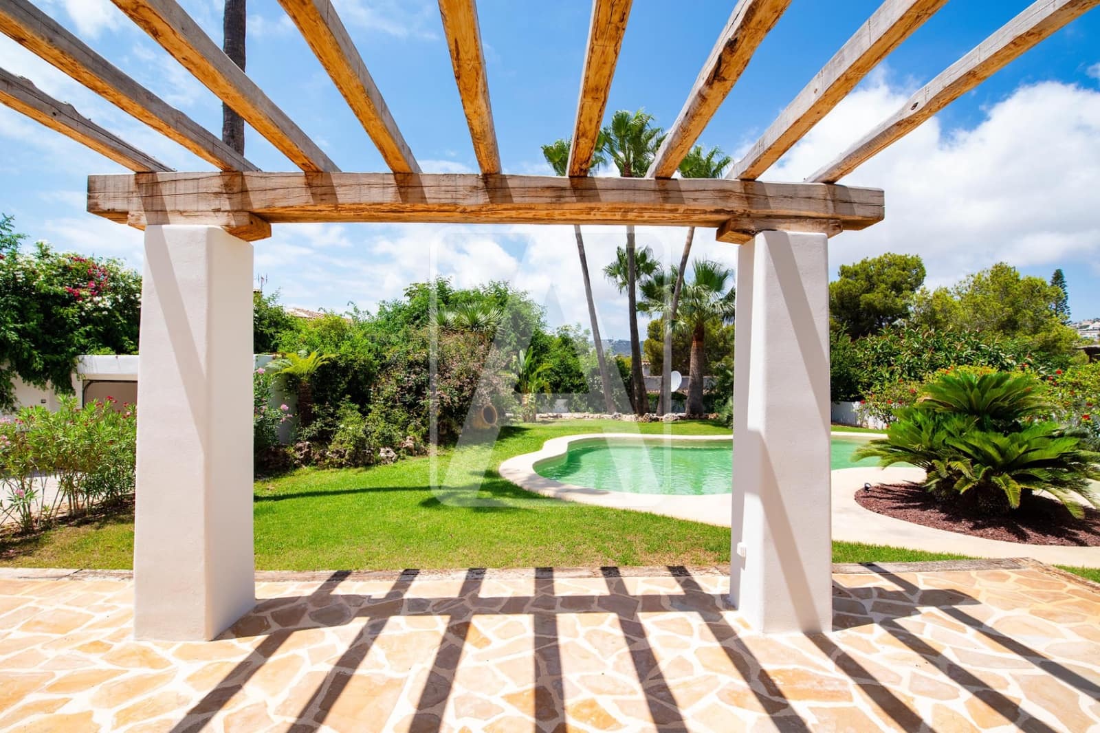 Chalet de 6 habitaciones en Moraira en venta con garaje - 2.750.000 € (Ref: 9124393)