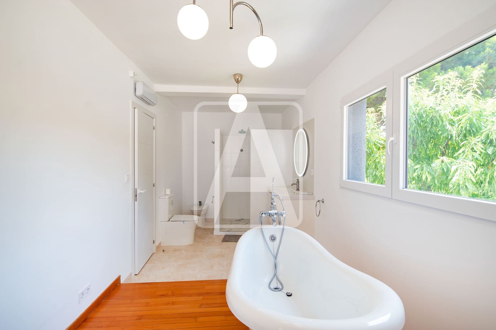 5 slaapkamer Villa te koop in Calpe / Calp met zwembad garage - € 749.000 (Ref: 9133792)