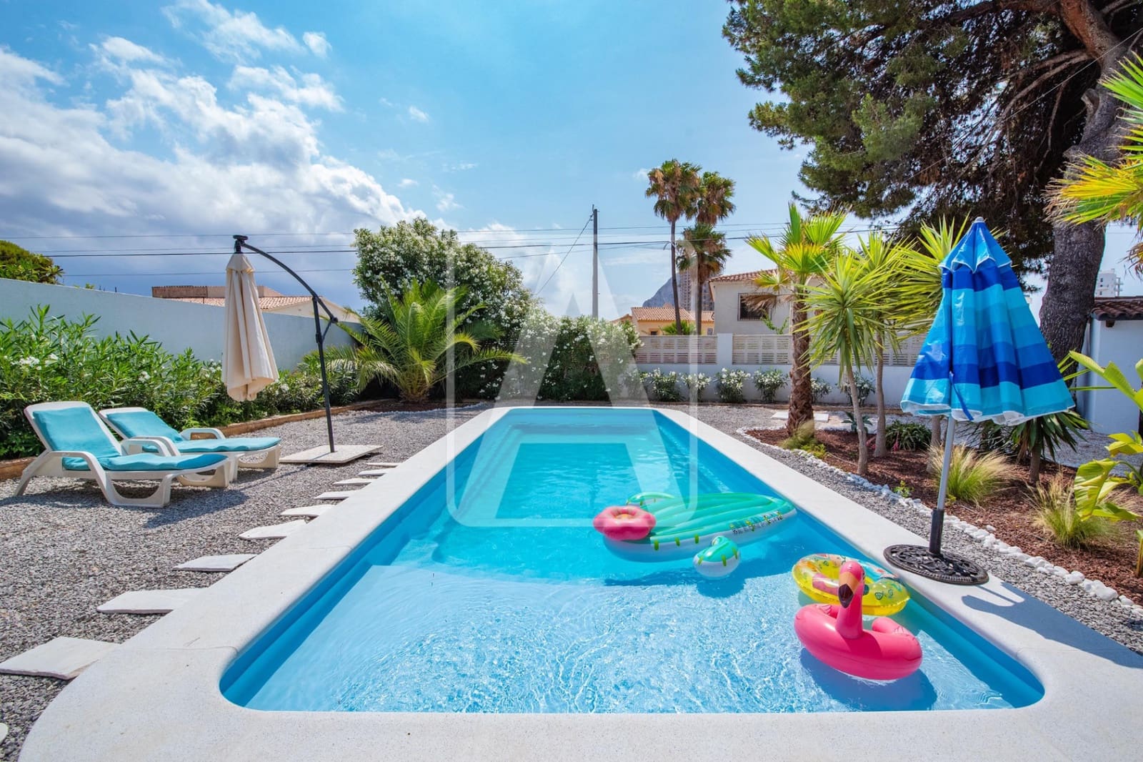 5 slaapkamer Villa te koop in Calpe / Calp met zwembad garage - € 749.000 (Ref: 9133792)