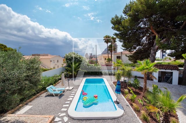 5 slaapkamer Villa te koop in Calpe / Calp met zwembad garage - € 749.000 (Ref: 9133792)