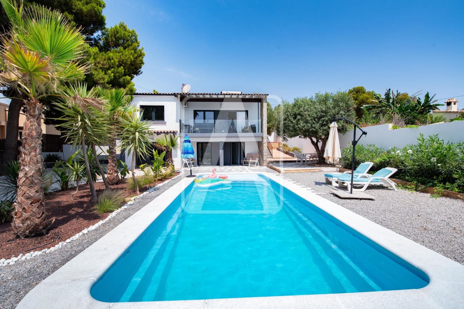 5 slaapkamer Villa te koop in Calpe / Calp met zwembad garage - € 749.000 (Ref: 9133792)