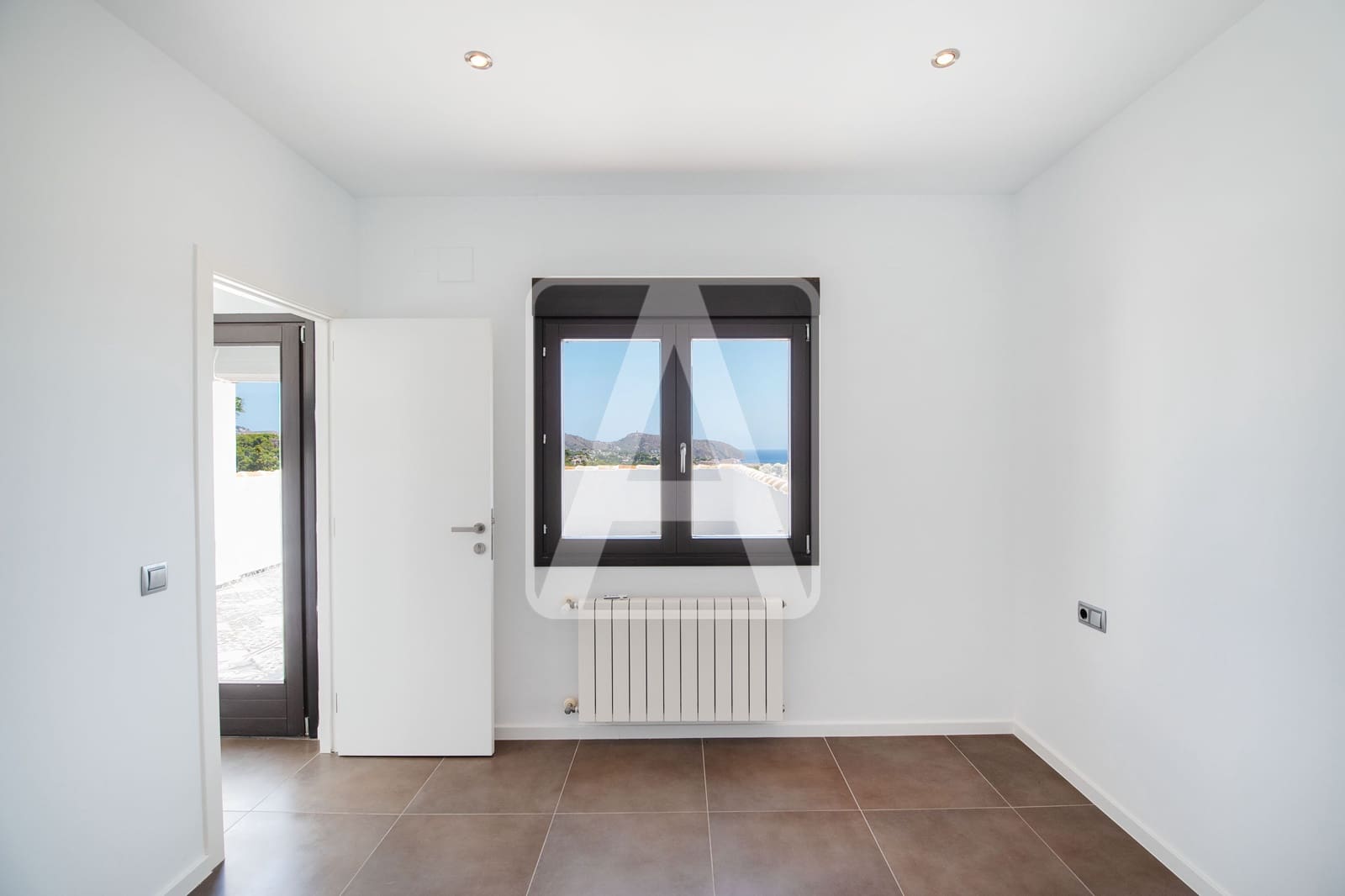 4 sypialnia Willa na sprzedaż w Moraira z basenem garażem - 1 440 000 € (Ref: 9161461)