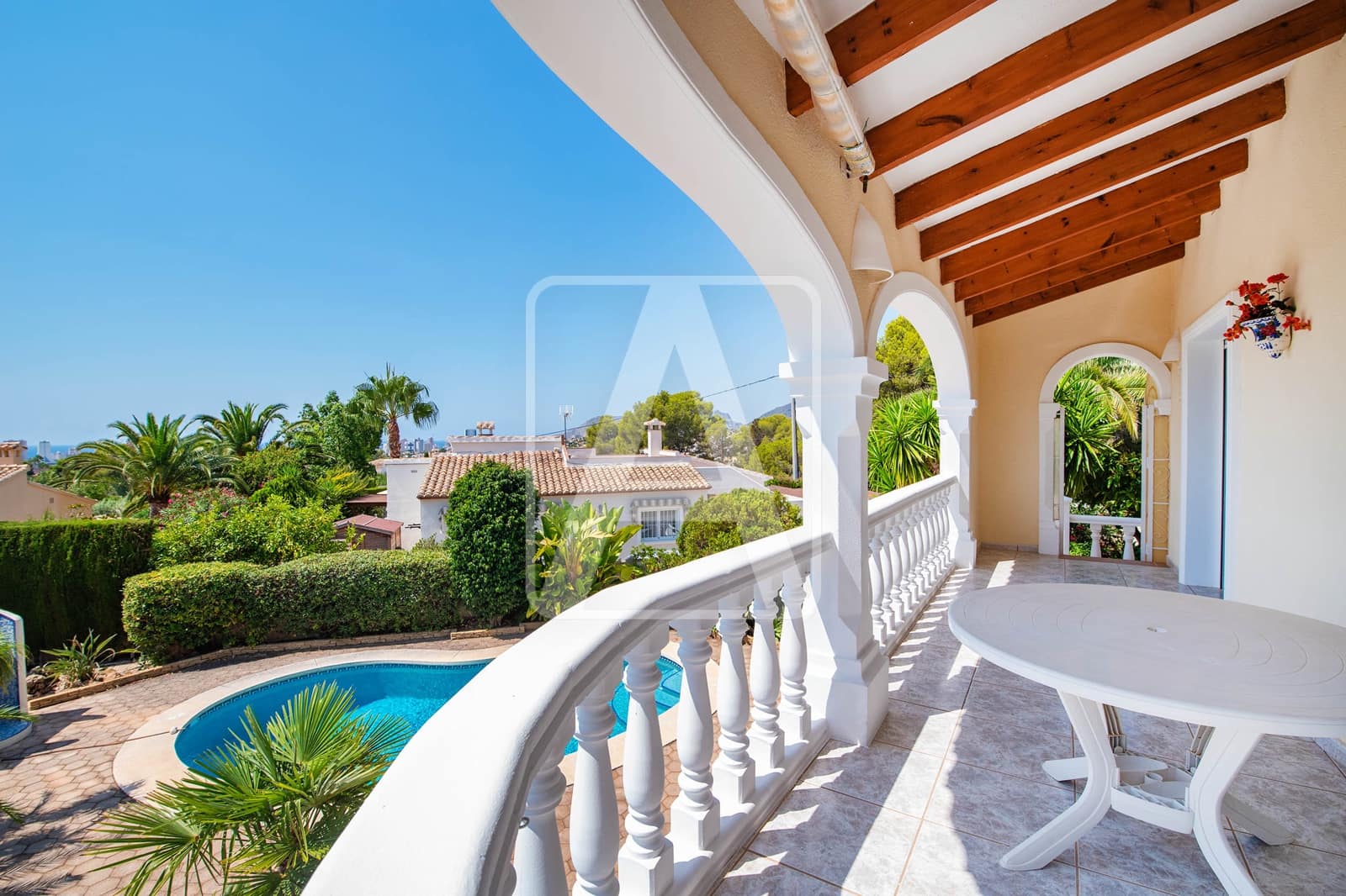 3 bedroom Villa for sale in Calpe / Calp with pool garage - € 650,000 (Ref: 9172521)