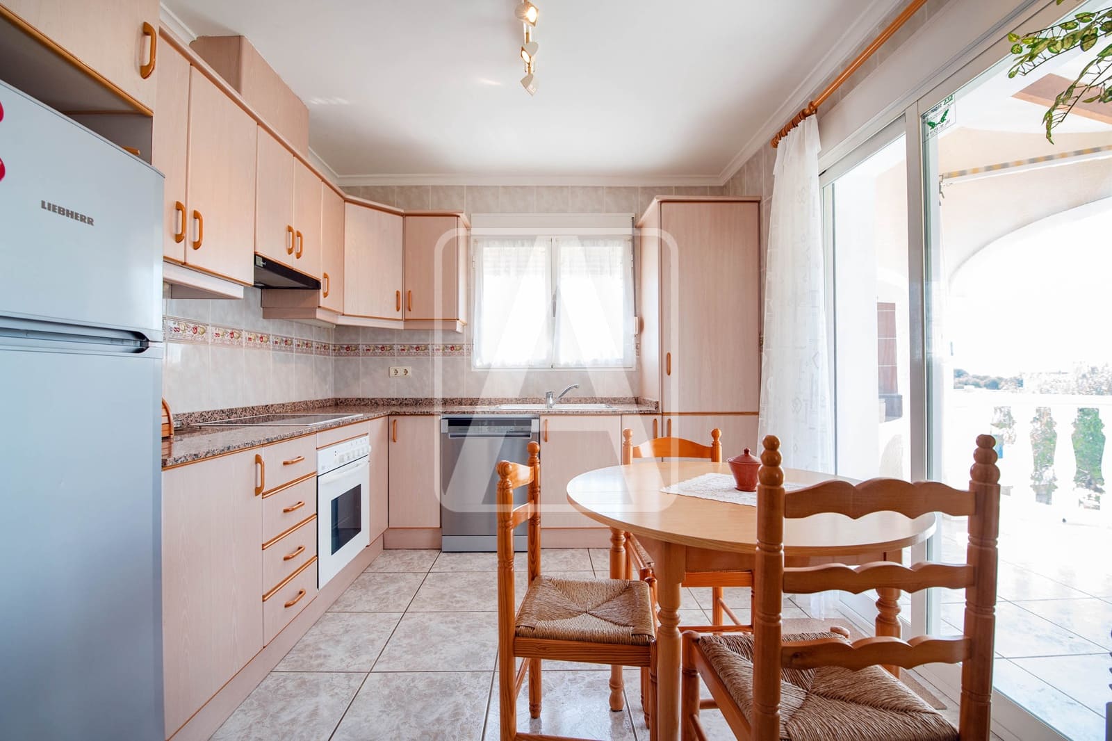 3 bedroom Villa for sale in Calpe / Calp with pool garage - € 650,000 (Ref: 9172521)