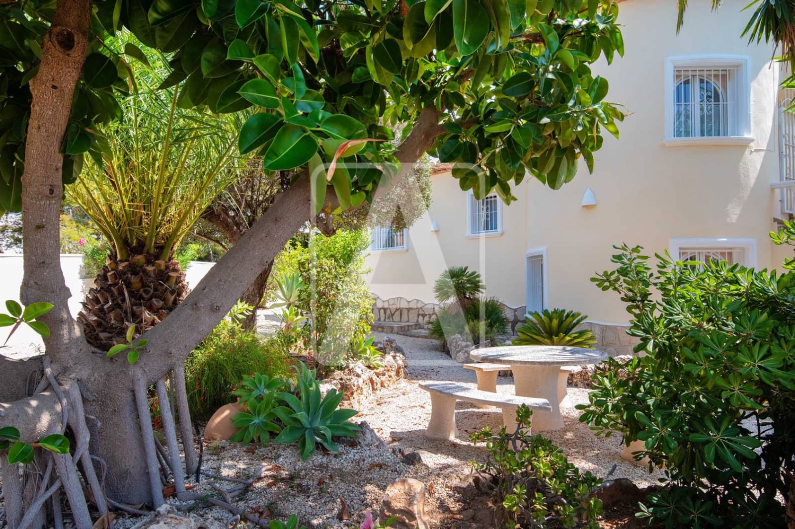 3 bedroom Villa for sale in Calpe / Calp with pool garage - € 650,000 (Ref: 9172521)