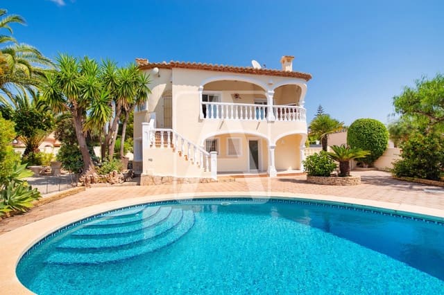 3 bedroom Villa for sale in Calpe / Calp with pool garage - € 650,000 (Ref: 9172521)