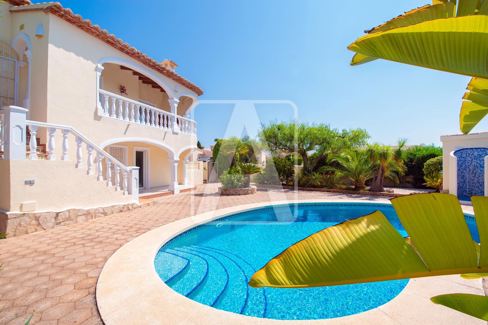 3 bedroom Villa for sale in Calpe / Calp with pool garage - € 650,000 (Ref: 9172521)