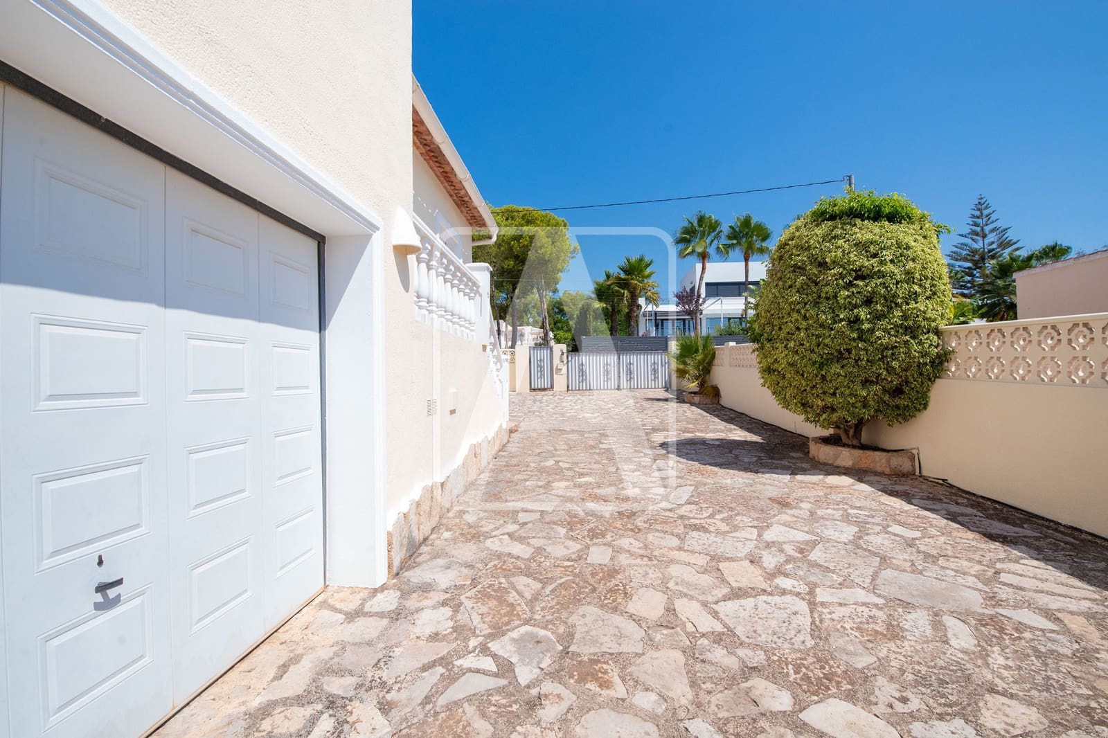 3 bedroom Villa for sale in Calpe / Calp with pool garage - € 650,000 (Ref: 9172521)