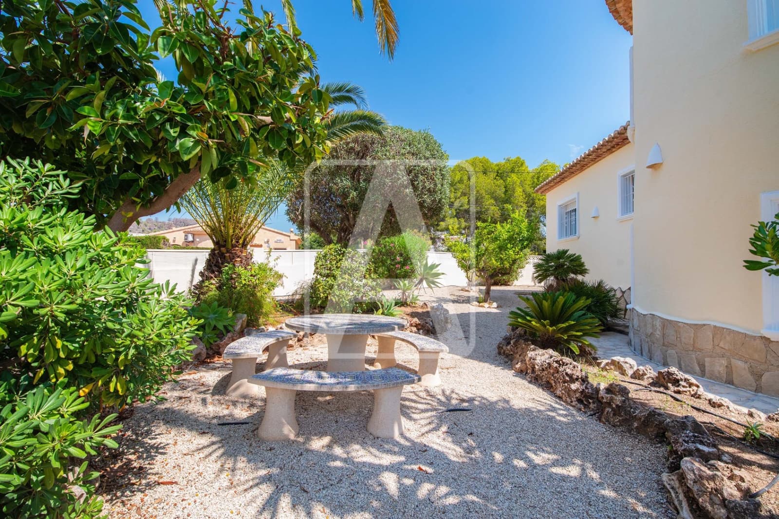 3 bedroom Villa for sale in Calpe / Calp with pool garage - € 650,000 (Ref: 9172521)