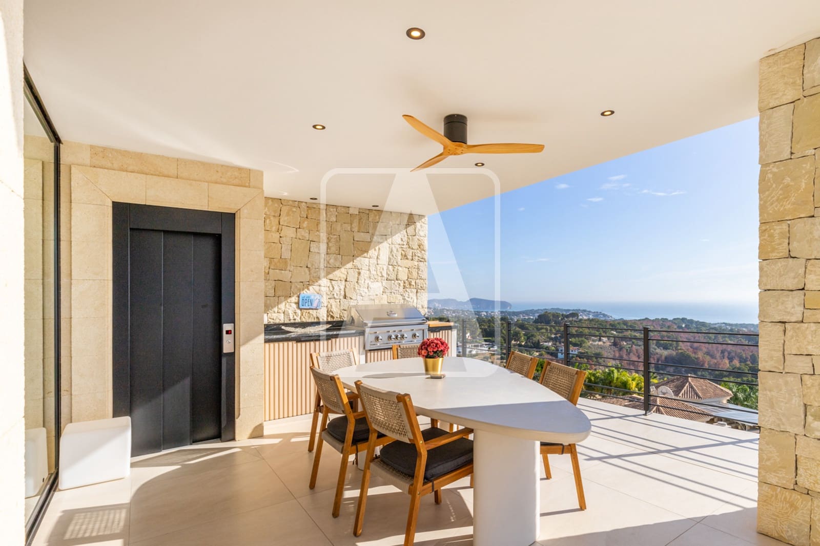 Chalet de 4 habitaciones en Benissa en venta con piscina garaje - 2.600.000 € (Ref: 9176117)