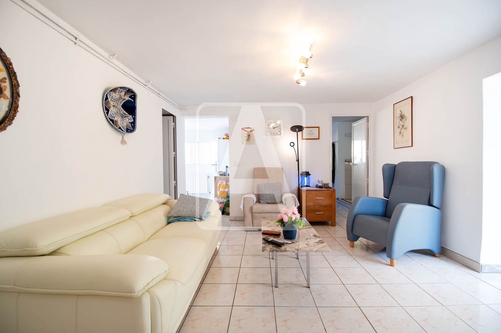 5 bedroom Villa for sale in Calpe / Calp with pool garage - € 460,000 (Ref: 9184582)