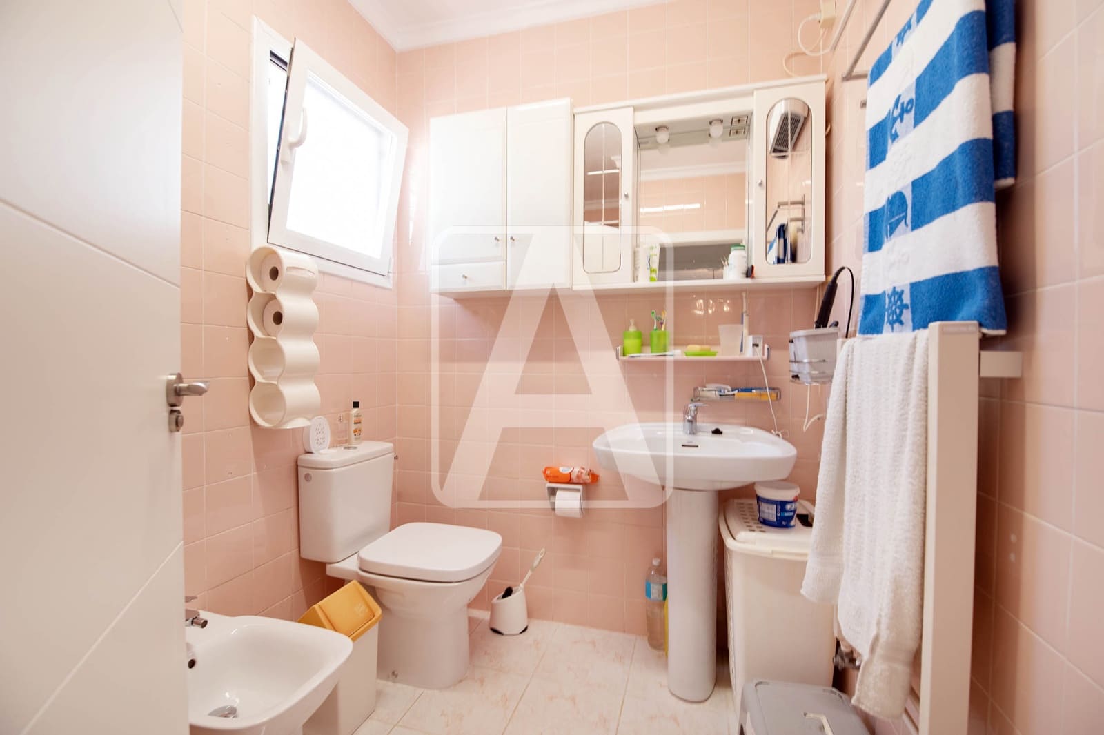 5 bedroom Villa for sale in Calpe / Calp with pool garage - € 460,000 (Ref: 9184582)