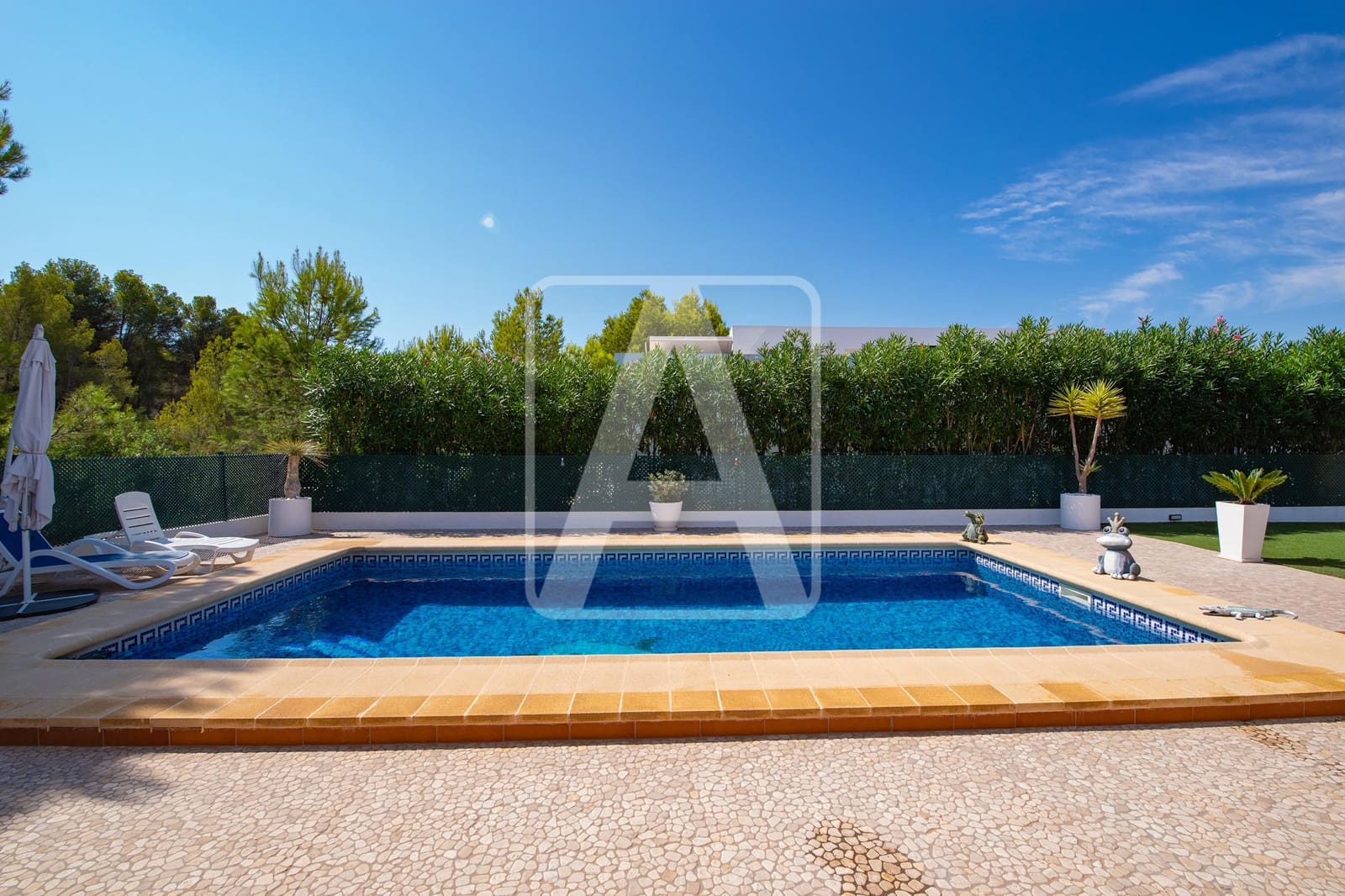 4 soveværelse Villa til salg i Calpe / Calp med swimmingpool garage - € 899.500 (Ref: 9184583)