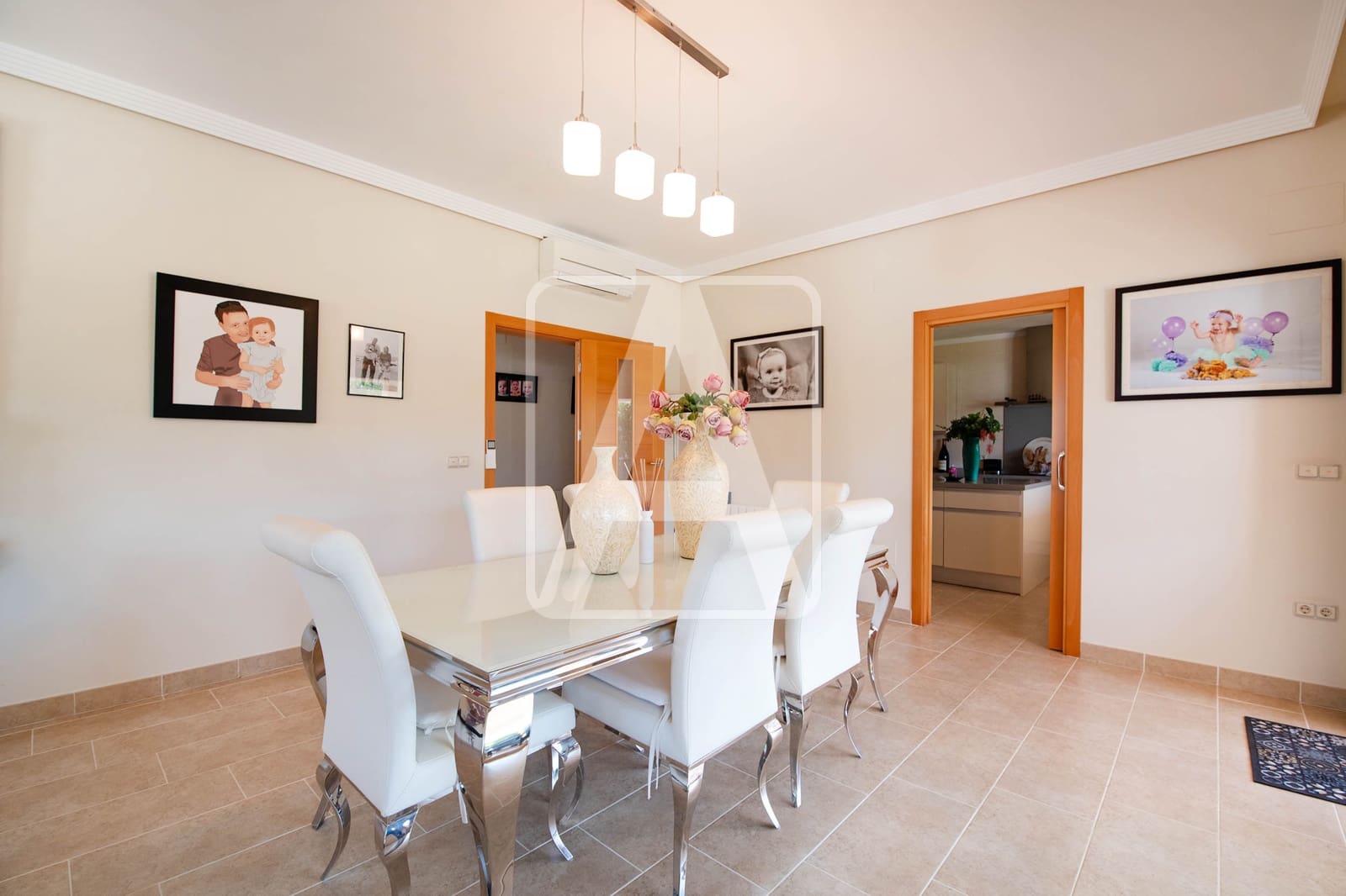 4 soveværelse Villa til salg i Calpe / Calp med swimmingpool garage - € 899.500 (Ref: 9184583)