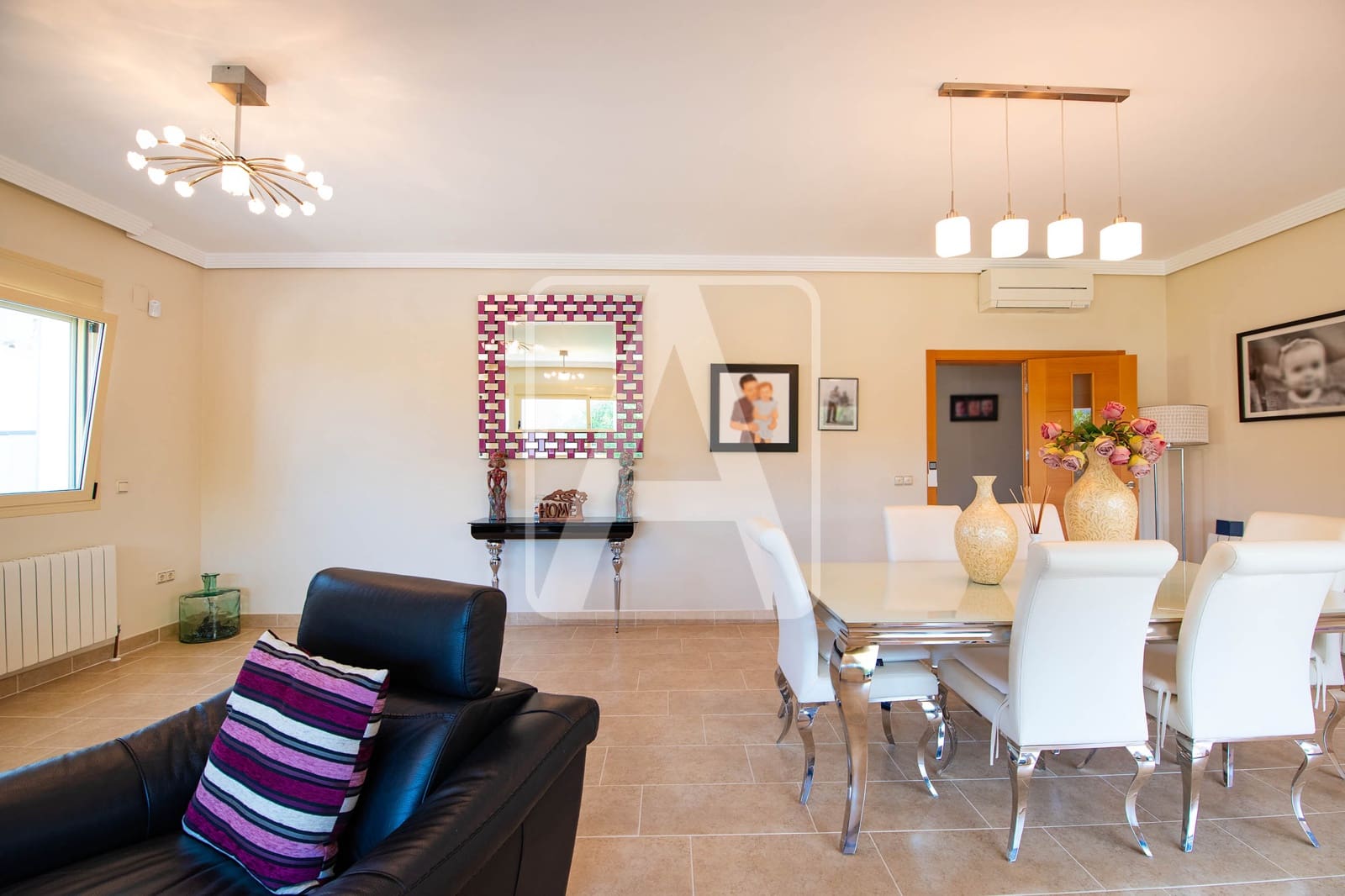 4 soveværelse Villa til salg i Calpe / Calp med swimmingpool garage - € 899.500 (Ref: 9184583)