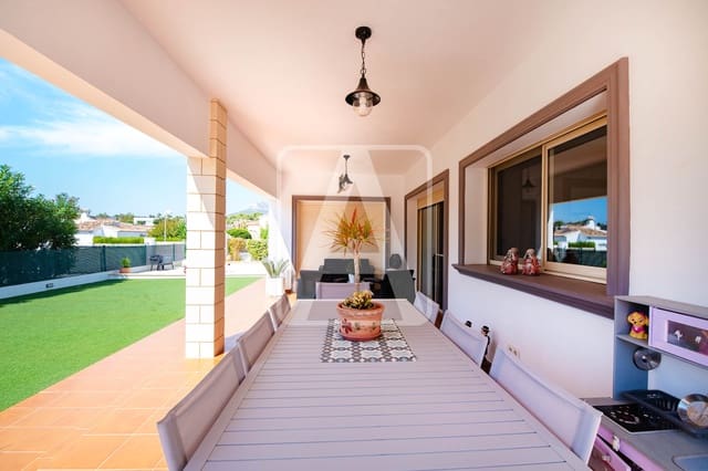 4 soveværelse Villa til salg i Calpe / Calp med swimmingpool garage - € 899.500 (Ref: 9184583)