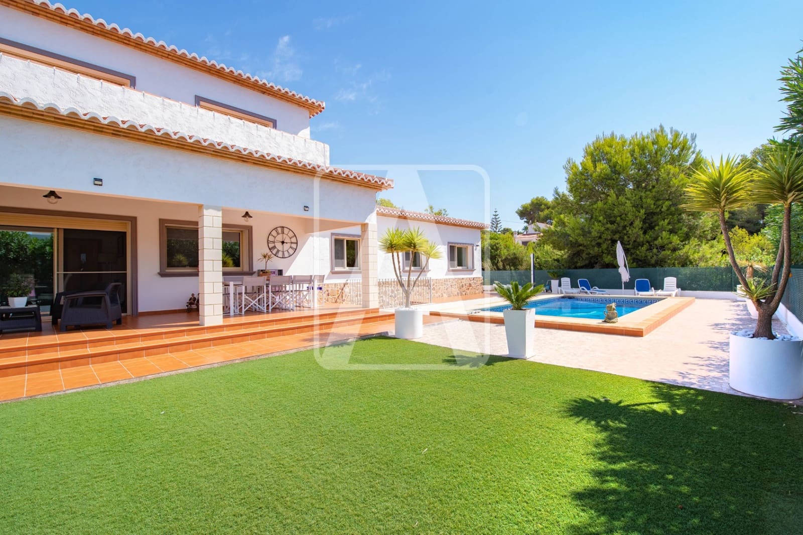 4 soveværelse Villa til salg i Calpe / Calp med swimmingpool garage - € 899.500 (Ref: 9184583)