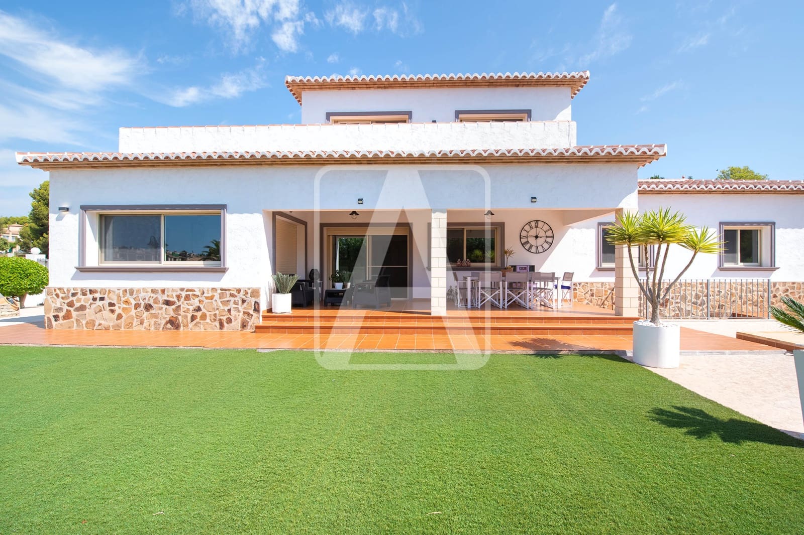 4 soveværelse Villa til salg i Calpe / Calp med swimmingpool garage - € 899.500 (Ref: 9184583)