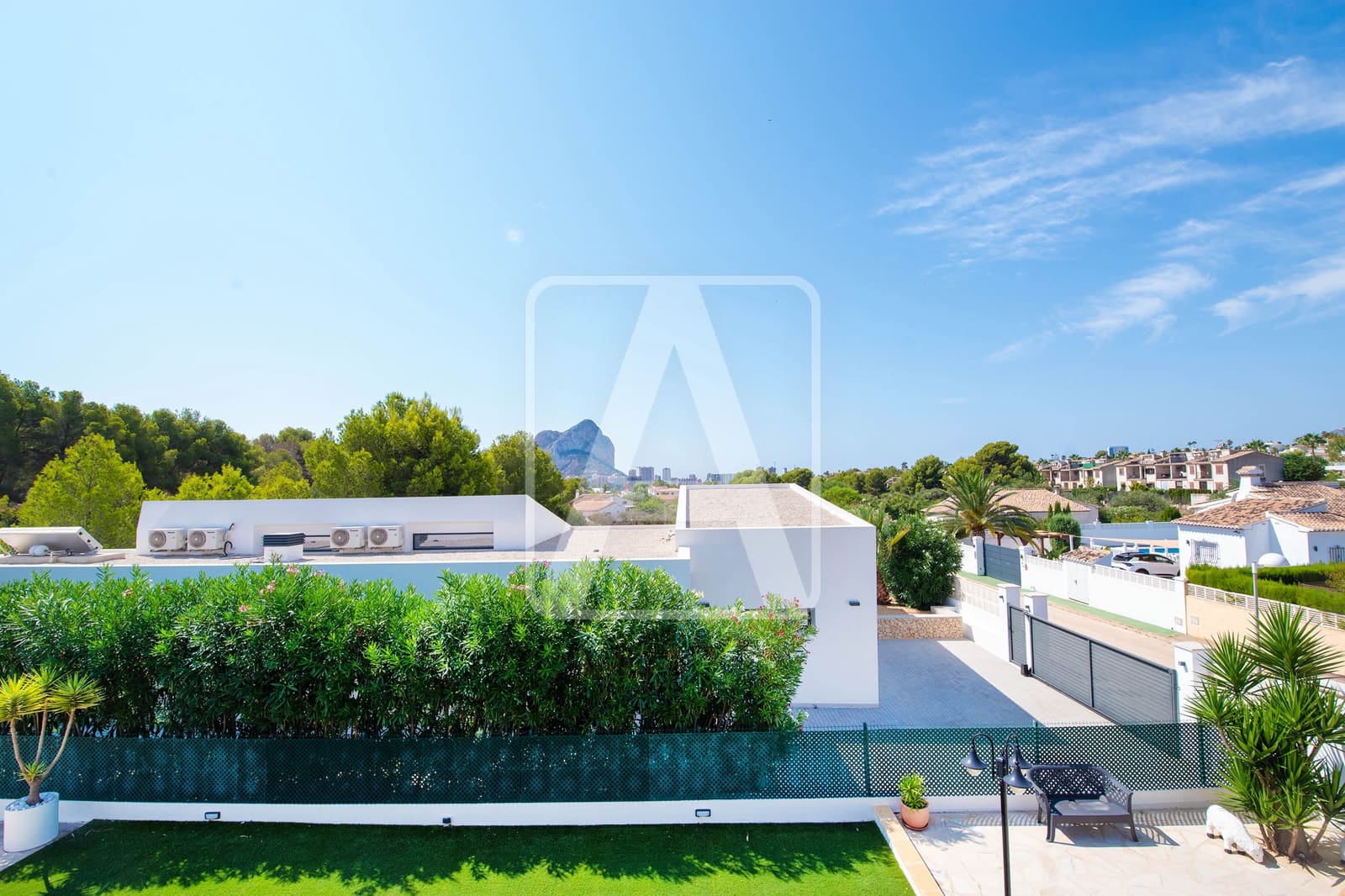 4 soveværelse Villa til salg i Calpe / Calp med swimmingpool garage - € 899.500 (Ref: 9184583)